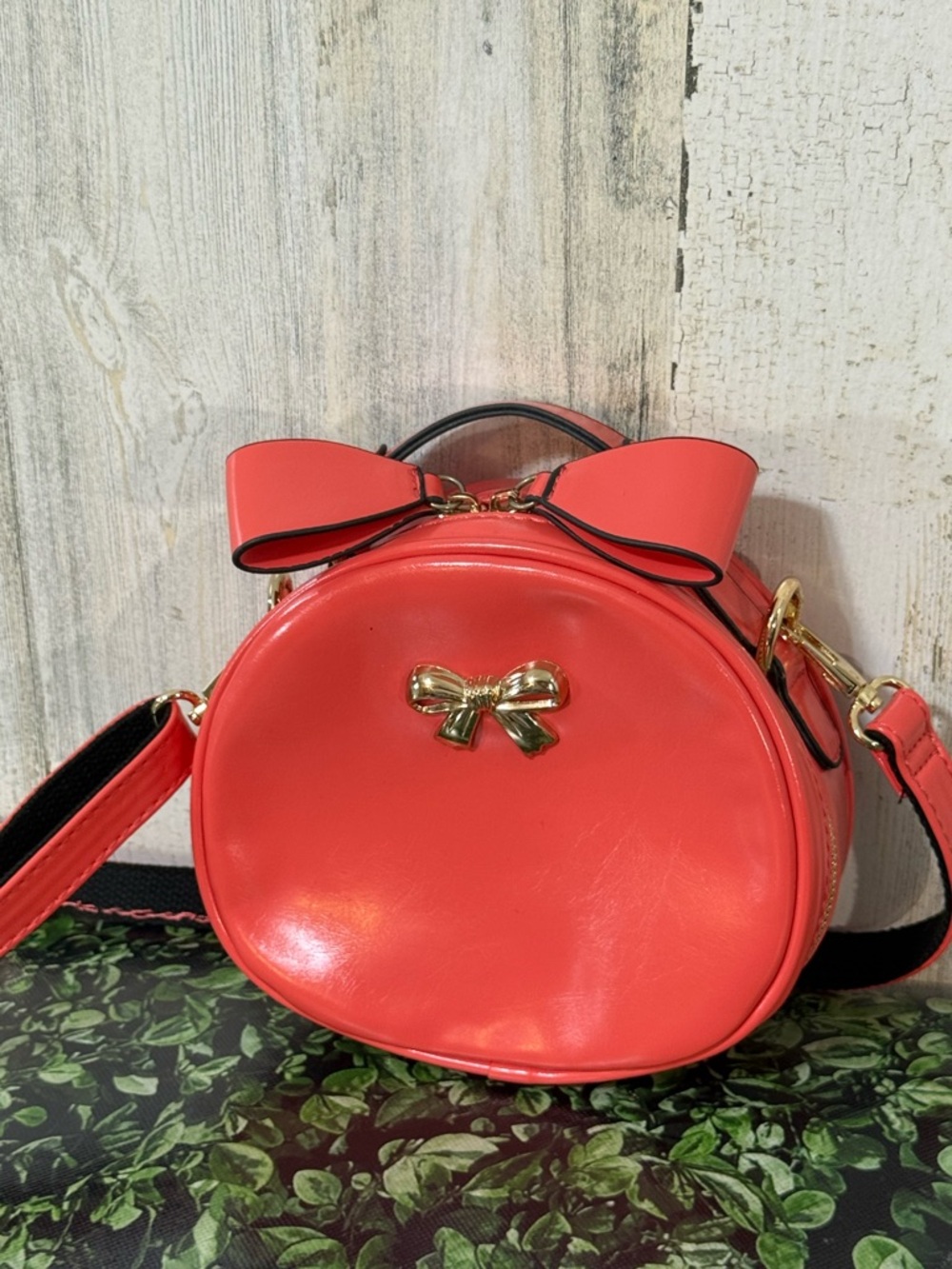 Bei Bao Bao Bow Round Crossbody Bag
